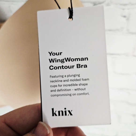 KNIX | WingWoman Contour lightly padded wireless molded cup bra size 6++ - Picture 5 of 11